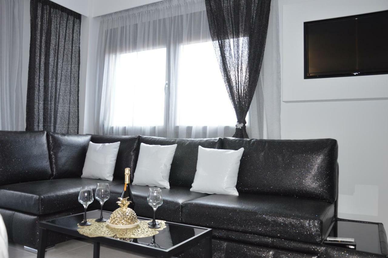 S. Luxury Princess Suite Nea Kallikrateia Exteriér fotografie